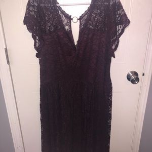 Purple Lace V-neck midi Dress